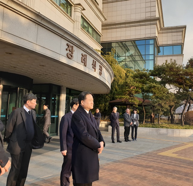 ▲ 허영인 SPC그룹 회장이 20일 서울 아산병원 신격호 롯데그룹 명예회장 빈소를 찾았다. ⓒ임소현 기자