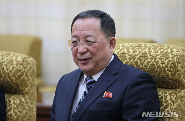 ▲ 김정은이 내쳤다는 리용호 전 북한 외무상. ⓒ뉴시스. 무단전재 및 재배포 금지.