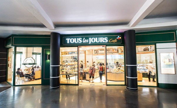 ▲ 뚜레쥬르 인도네시아 자카르타 치토스점 외관ⓒCJ푸드빌