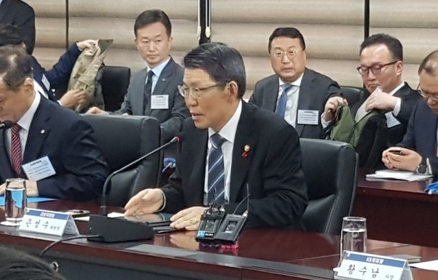 ▲ 은성수 금융위원장이 29일 오후 금융위원회 열린 '여전업계 CEO 간담회'에서 모두 말씀을 하고 있다.ⓒ금융위원회