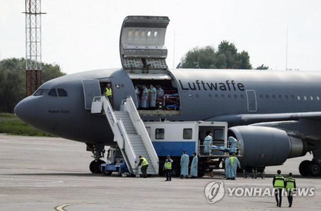▲ 독일 정부가 자국민 수송을 위해 중국에 보내려는 공군 A310 수송기. ⓒ연합 EPA. 무단전재 및 재배포 금지.