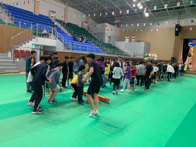 ▲ 청송군이 촘촘한 복지 안전망 구축을 위한 복지시책을 추진한다. 사진은 지난해 청소년페스티벌 장면.ⓒ청송군