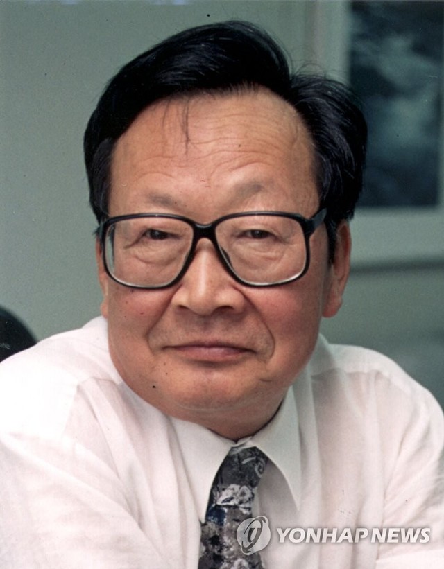 ▲ '고바우 영감'을 그린 故 김성환 화백. ⓒ연합뉴스