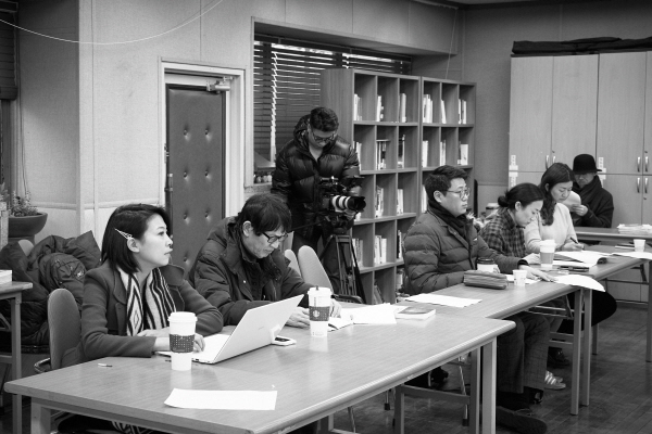 ▲ 연극 '브라보, 엄사장' 리딩 사진.ⓒ경기도립극단