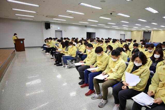 ▲ 달성군(군수 김문오)은 코로나19 확산방지 대응을 위해 자가격리자 1대1 전담공무원제 운영에 들어간다.ⓒ달성군