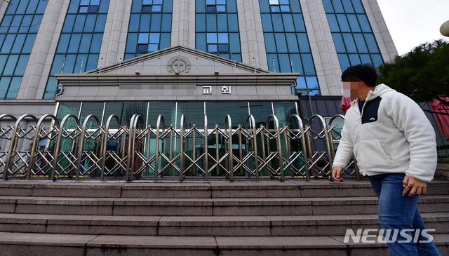 ▲ 정부는 대구·경북지역에 '최대 봉쇄조치'하는 한편, 신천지 측으로부터 전체 교인 명단을 제출받아 조사하기로 했다. ⓒ뉴시스