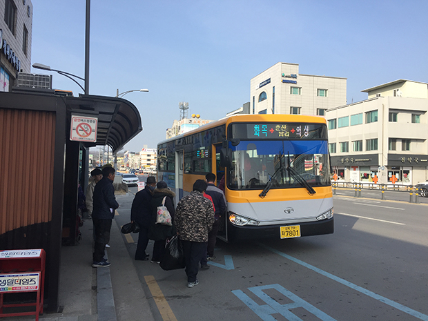 ▲ 의성군(군수 김주수)이 3월 2일로 예정된 농어촌 버스 개편을 코로나19 사태가 확산됨에 따라 상황이 안정될 때까지 잠정 연기하기로 결정했다.ⓒ의성군