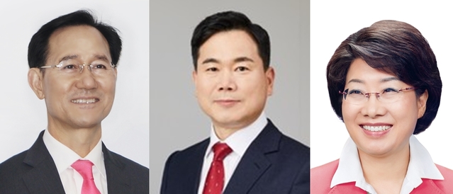 ▲ 17~18일 미래통합당 대구 북구을 최종 후보를 선정할 여론조사 경선이 실시되면서 예비후보 간 경선전이 치열해지는 가운데 가산점과 역선택이 승패를 가를 것이라는 전망이 높아지고 있다(왼쪽부터  권오성·김승수·이달희 예비후보순)ⓒ각 예비후보측