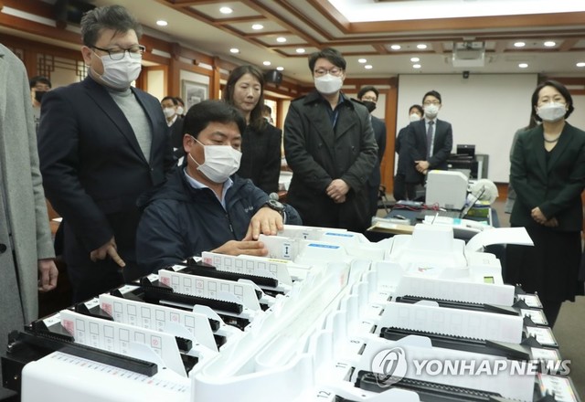 ▲ 4.15총선 개표 시연.ⓒ연합뉴스