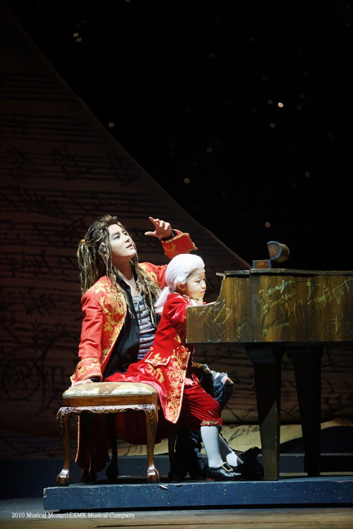 ▲ 김준수가 뮤지컬 데뷔작 '모차르트!'의 10주년 무대에 선다.ⓒEMK뮤지컬컴퍼니