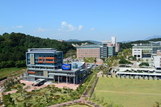 ▲ 금오공과대학교(총장 이상철)가 23일부터 코로나19로 학생과 학부모를 위한 ‘금오콜센터’를 운영한다.ⓒ금오공대