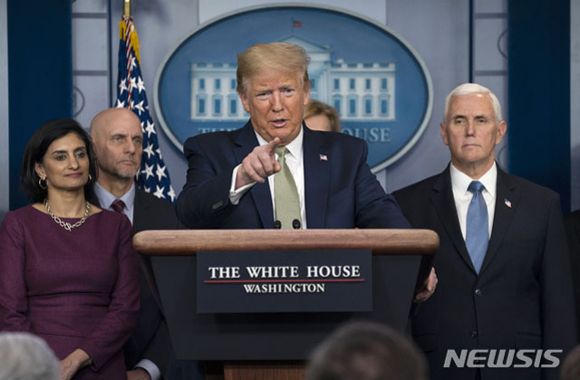 ▲ 우한코로나 관련 브리핑에 나선 도널드 트럼프 미국 대통령. ⓒ뉴시스. 무단전재 및 재배포 금지.