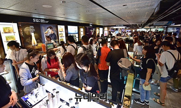 ▲ 면세업계가 코로나19로 어려움을 겪고 있는 중소협력사 지원에 나섰다.ⓒ뉴데일리 DB