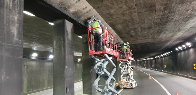 ▲ 두리봉터널 LED 조명등 교체 공사로 7일부터 30일까지 일요일은 제외한 21일간 두리봉터널 1차로와 3차로가 부분 통제된다.ⓒ대구시설공단