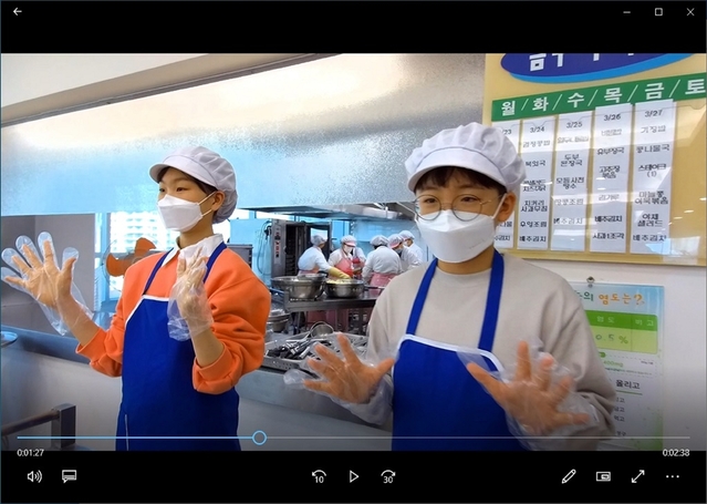 ▲ 대구시교육청(교육감 강은희)은 코로나19 확산을 방지하고 건강한 식사생활 습관 유도를 위한 교육용 동영상을 제작해 학교에 보급했다.ⓒ대구시교육청