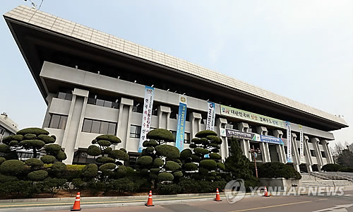 ▲ 인천시가 정부의 재난지원금을 받는 소득 하위 70%를 제외한 나머지 30%를 지자체 예산으로 지급하기로 했다. ⓒ연합뉴스