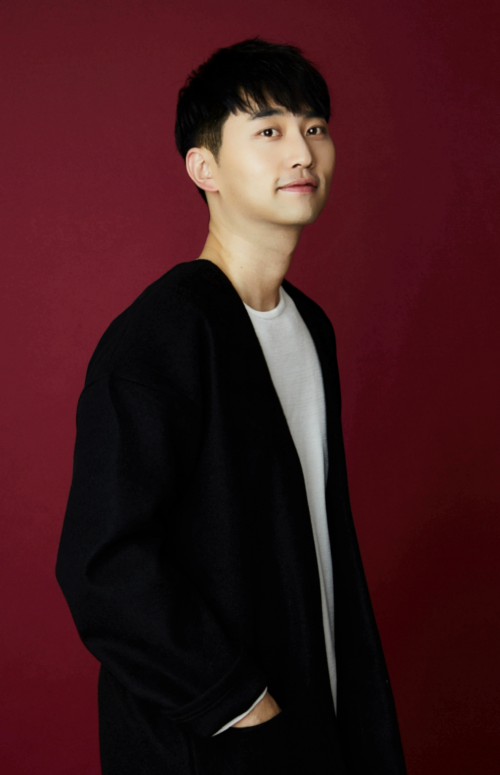 ▲ 음악감독 겸 피아니스트 이범재.ⓒEMK엔터테인먼트