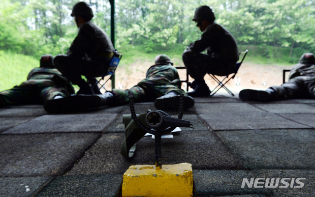 ▲ 사격 훈련 모습.ⓒ뉴시스