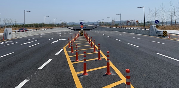 ▲ 충북경제자유구역청은 28일 국도36호선과 오송바이오폴리스지구(오송제2생명과학단지)를 잇는 오송바이오폴리스 진입도로를 정식 개통한다고 밝혔다.ⓒ충북도