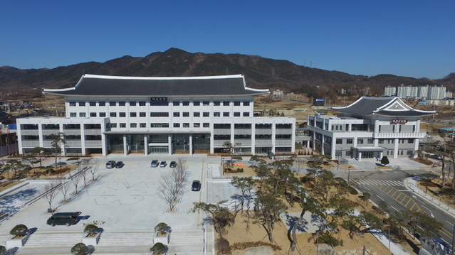 ▲ 예천군(군수 김학동)은 경상북도가 실시한 ‘2019년 규제개혁 추진실적 평가’에서 우수상을 수상했다.ⓒ예천군