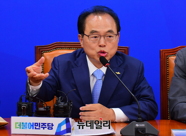 ▲ '여직원 성추행' 사건으로 지난달 사퇴한 오거돈(사진) 전 부산시장. ⓒ이종현 기자