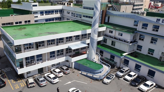 ▲ 준공 후 약 60년이 경과한 대전 중구 구청사 본관모습. ⓒ 국토교통부