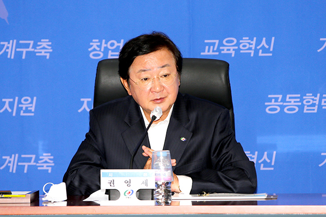 ▲ 권영세 안동시장은 “안동형 일자리모델을 지역을 성장시키는 핵심 동력으로 활용할 계획”이라고 밝혔다.ⓒ안동시