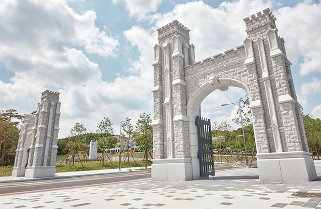 ▲ 고려대학교 세종캠퍼스 정문.ⓒ고려대학교 세종캠퍼스