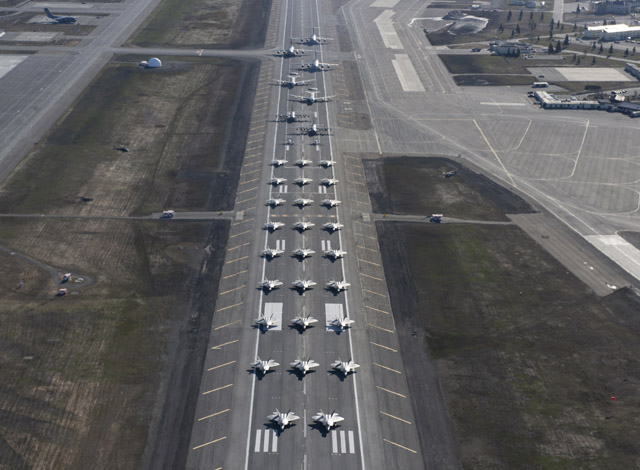 ▲ 미군이 공개한 '무스 워킹' 훈련의 모습. ⓒ인도·태평양 공군사령부 공개사진.