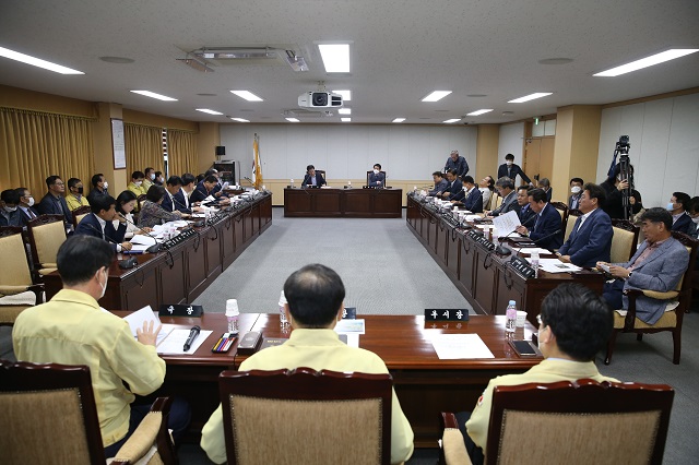 ▲ 경주시의회는 전체 의원간담회 및 상임위원회 간담회를 개최했다.ⓒ경주시의회