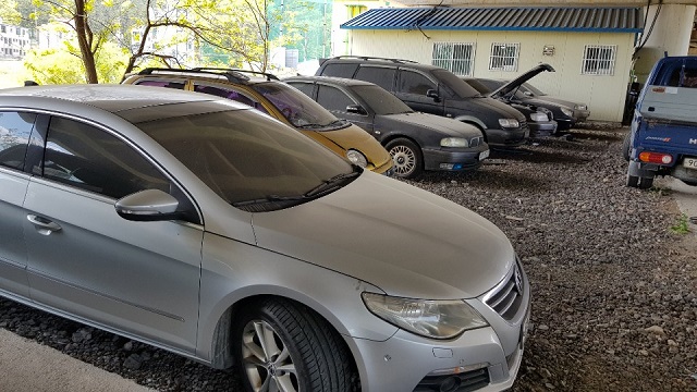 ▲ 경주시는 지난해부터 생활고로 힘들어하는 체납자들을 위해 멸실 인정 차량에 대한 압류해제를 진행해왔으며 지난달까지 총 430대를 압류 해제해 체납자 348명의 재기를 돕고자 노력했다.ⓒ경주시