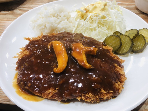 ▲ ‘버섯한끼’가 내놓은 버섯 돈까스.ⓒ괴산군