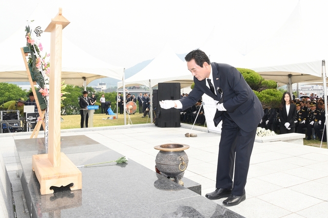 ▲ 달성군(군수 김문오)은 제65회 현충일 추념식을 코로나19 확산 방지를 위해 생활 속 거리두기 기본수칙에 따라 축소해 진행한다.ⓒ달성군