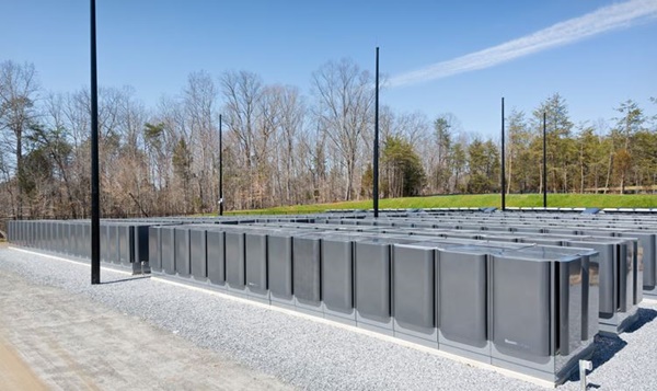 ▲ 충북 진천군에 들어설 수소연료전지발전소내 셀전지 설치 모습.ⓒ충북도