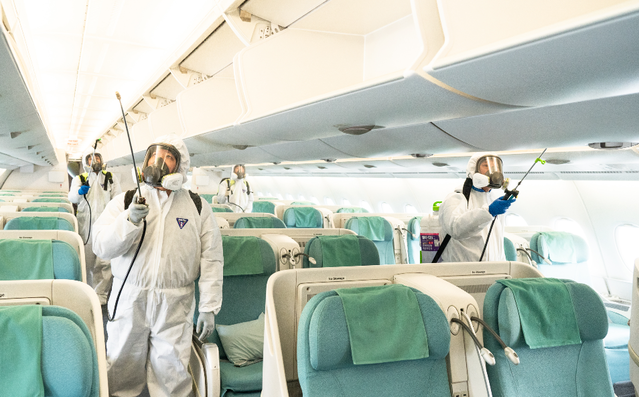 ▲ 항공기 방역작업 자료사진(기사 내용과 직접 관련 없음) ⓒ 대한항공