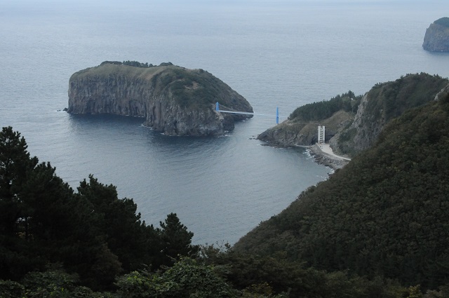 ▲ 석포에서 내려본 관음도 전경.ⓒ울릉군