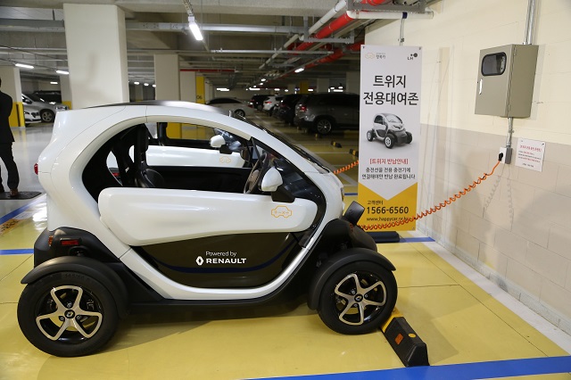 ▲ 임대주택 카셰어링 사업인 'LH 행복카' 모습.ⓒLH