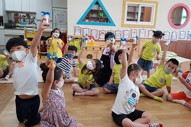 ▲ 청송군은 코로나19의 영향으로 잠정 중단됐던 유아숲체험장이 6월부터 운영을 재개했다.ⓒ청송군