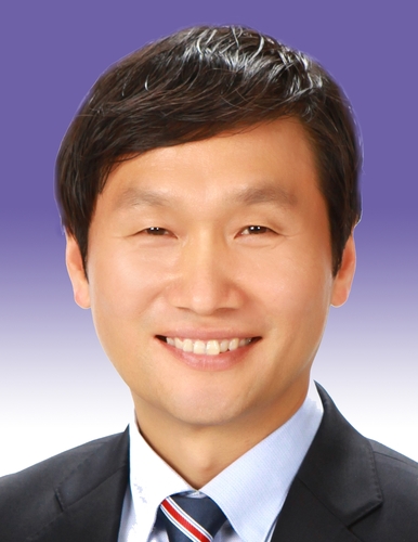 ▲ 경북도의회 조현일 도의원은 최근 심각한 사회문제가 되고 있는 학생들의 인터넷중독에 따른 효과적인 대응을 위한 ‘경상북도교육청 인터넷중독 예방교육에 관한 조례안’을 발의했다.ⓒ경북도의회