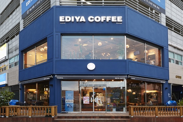 ▲ 이디야커피 매장 전경ⓒ이디야커피