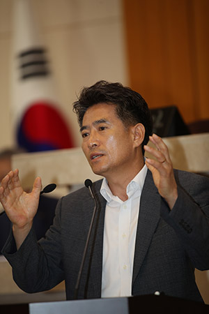 ▲ 포항하수처리장 증설사업의 부당성을 주장하는 박경열 의원.ⓒ포항시의회