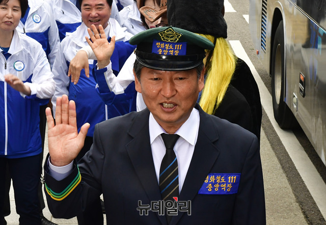 ▲ 정청래 더불어민주당 의원(사진)이 김종인 미래통합당 비상대책위원장을 비난한 것을 두고 진중권 전 동양대 교수가 정 의원을 비판하고 나섰다. ⓒ이종현 기자