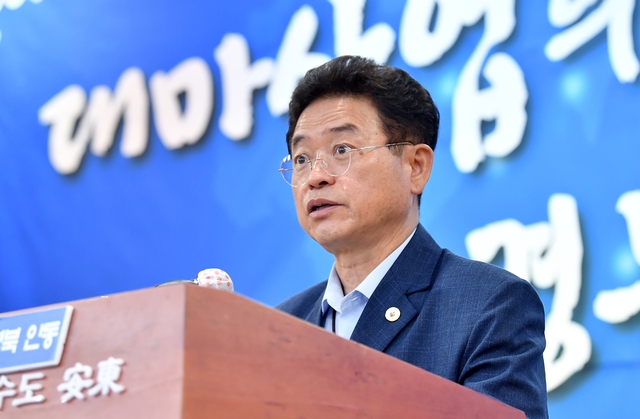 ▲ 이철우 도지사는 7일 기자간담회를 통해 지난 6일 국무총리 주재로 열린 제3차 규제자유특구위원회에서 경상북도가 ‘산업용 헴프 규제자유특구’로 최종 지정을 됐다고 밝혔다.ⓒ안동시