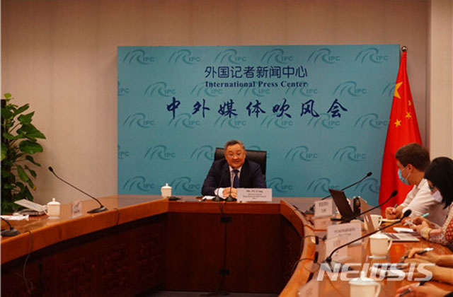 ▲ 외신기자 간담회에서 중국의 핵군축 참여에 대해 설명하는 푸충 외교부 군축국장. ⓒ뉴시스. 무단전재 및 재배포 금지.