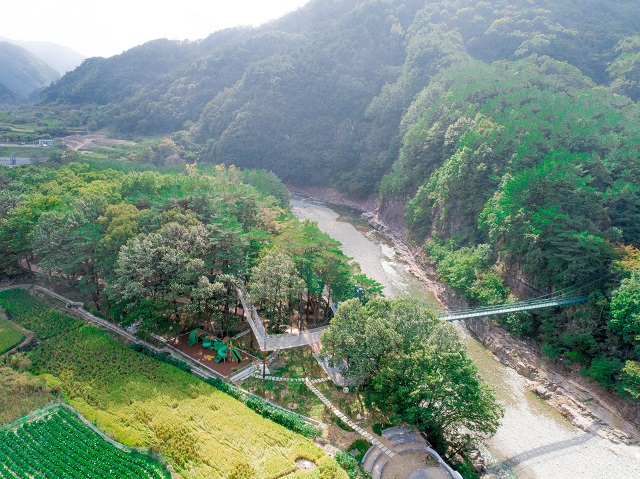 ▲ 영덕군은 산성계곡 생태공원 어드벤처를 개장한다.ⓒ울진군