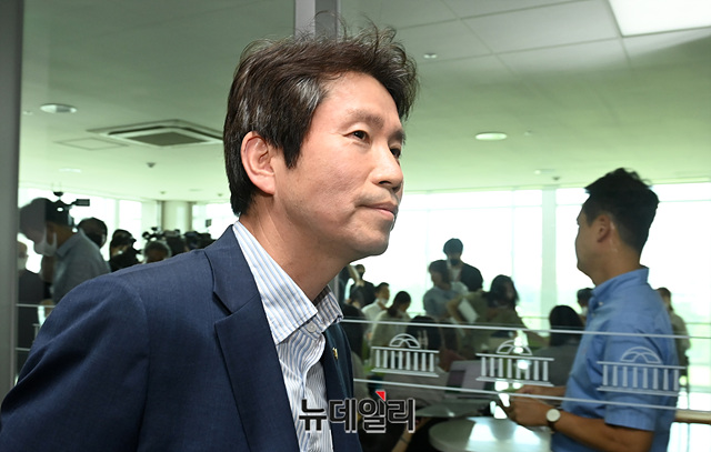 ▲ 이인영 통일부장관 후보자의 배우자 예금 재산이 4년새 3억여원 증가했다. ⓒ박성원 기자