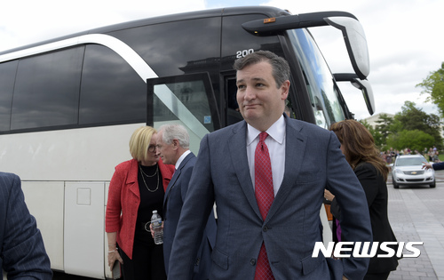 ▲ [워싱턴=AP/뉴시스] 13일 중국이 제재 대상자 중 한 명으로 발표한 테드 크루즈 미 상원의원.ⓒ뉴시스