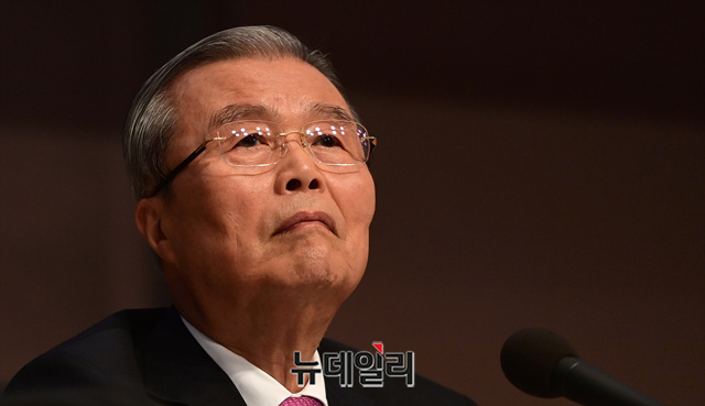 ▲ 김종인 미래통합당 비상대책위원장이 14일 오전 서울 중구 한국프레스센터에서 관훈클럽 초청으로 열린 관훈토론회에서 참석자의 질의를 듣고 있다.ⓒ정상윤 기자