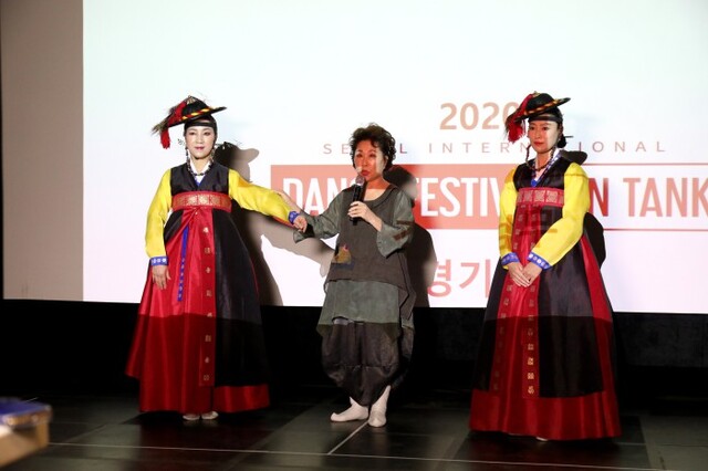 ▲ '제3회 서울국제댄스페스티벌 인 탱크' 온라인 워크숍 현장.ⓒSIDFIT 사무국