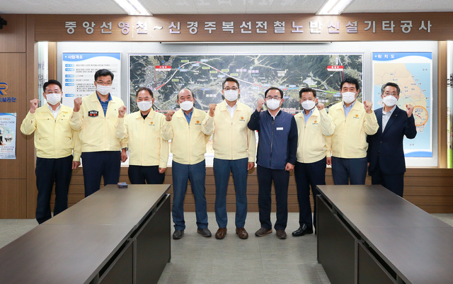 ▲ 경북도의회 건설소방위원회(위원장 박정현)는 23일부터 24일까지 관내 대규모 SOC 사업현장 안전점검과 통합신공항 이전 현안관련 현지확인을 실시했다.ⓒ경북도의회